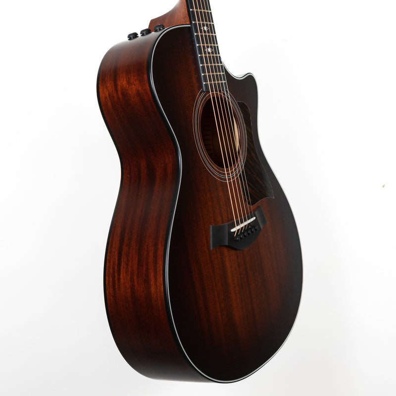 Taylor 322ce, Tropical Mahogany Top, Shaded Edgeburst