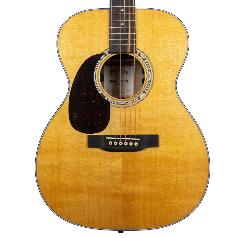 Martin 000-13E Retro Walnut Left
