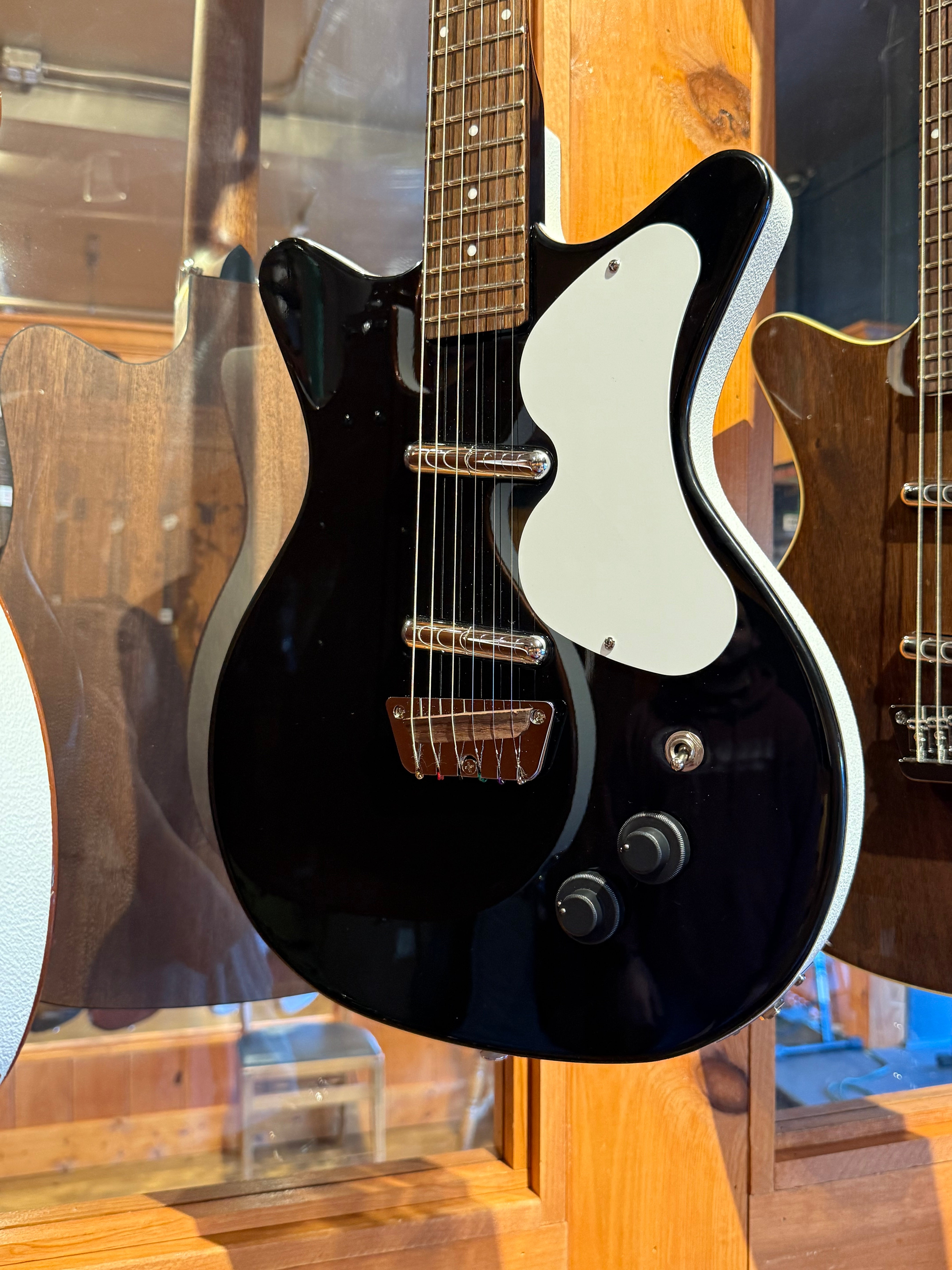 Danelectro PB SPECIAL in Black