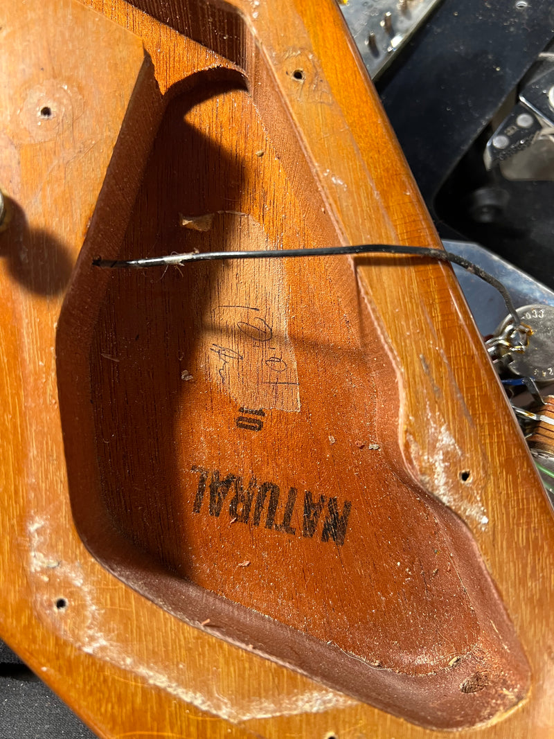 Gibson 1983 Flying V, Natural