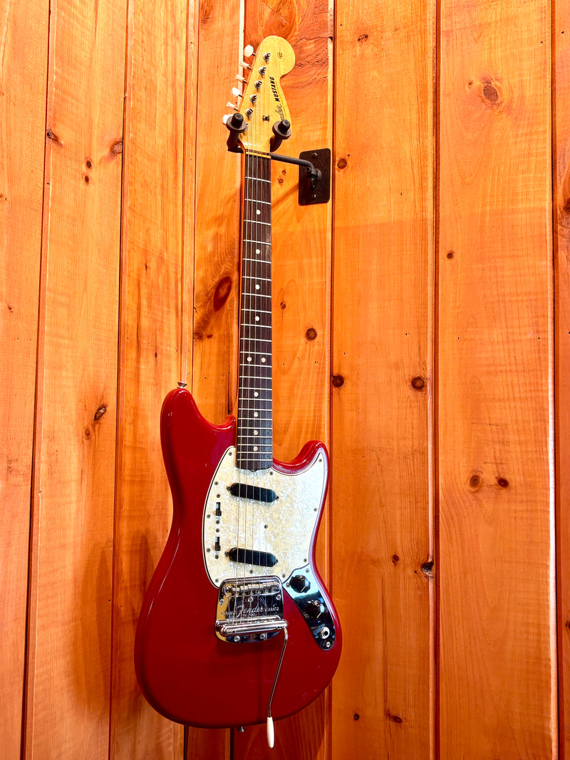 Fender 1966 Mustang, Dakota Red #156428