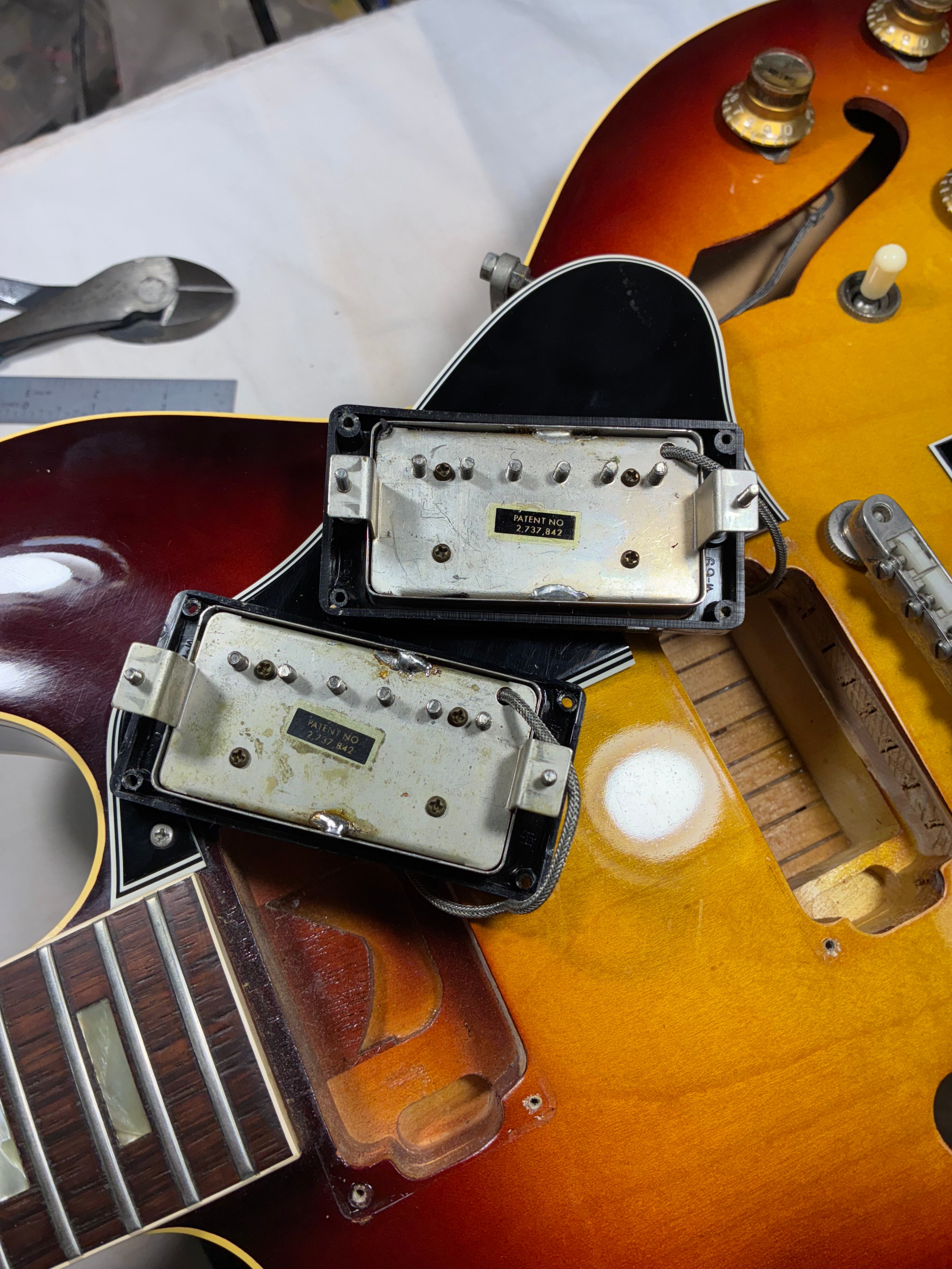 Gibson 1964 ES-335 TDC Sunburst w/Factory Vibrola — Rudy's Music