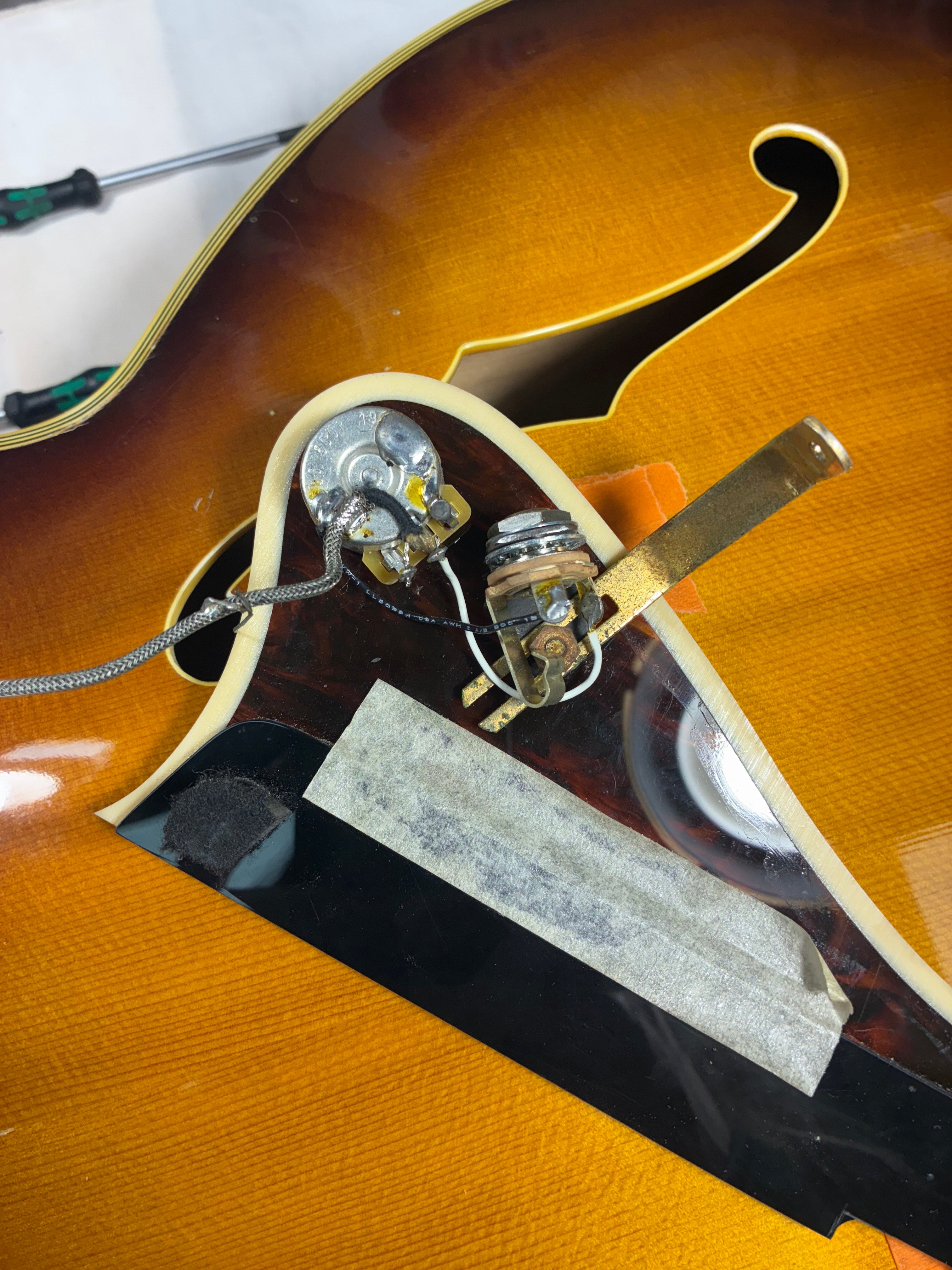 Gibson 1961 Johnny Smith, Sunburst