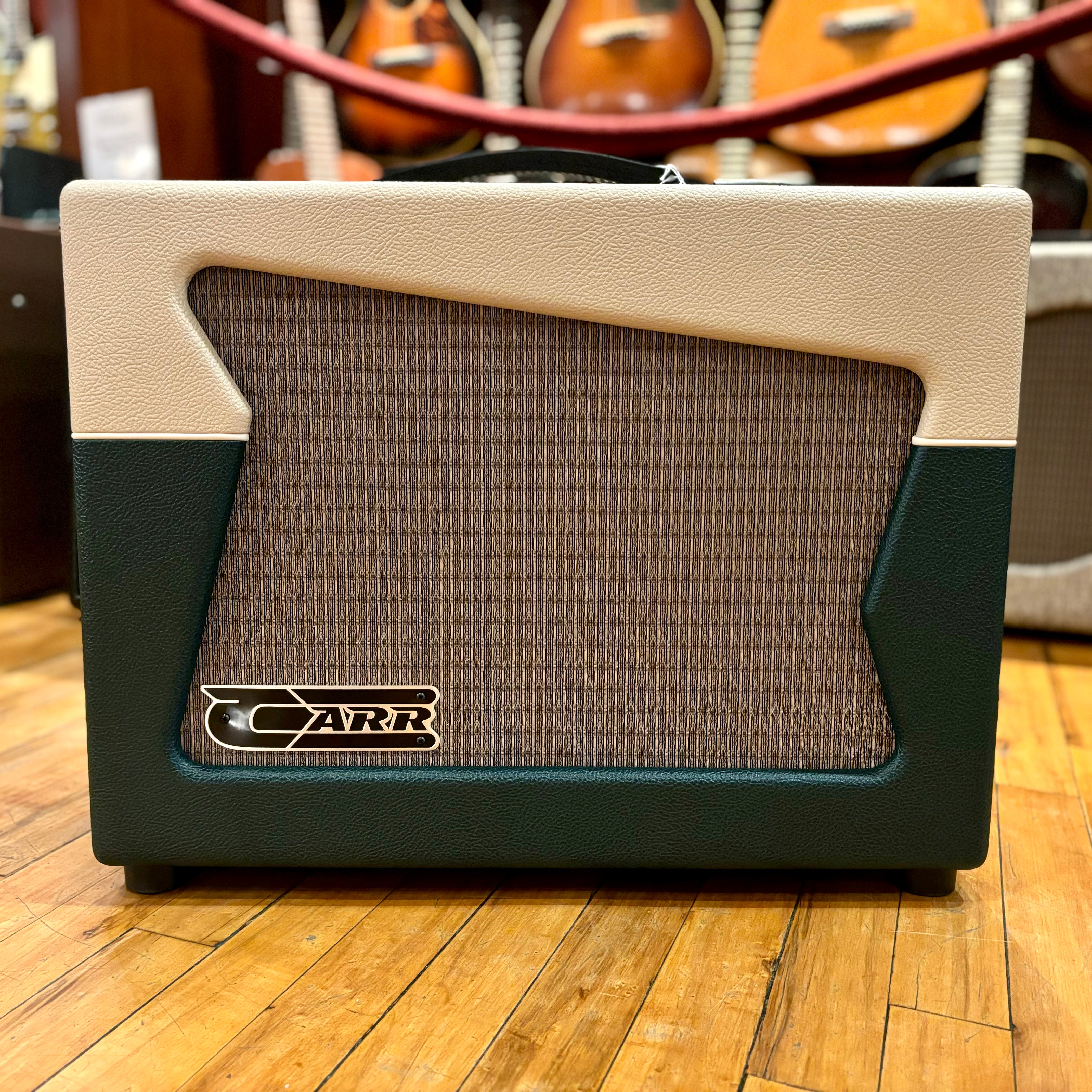 Carr Skylark 1x12", Cream/Green