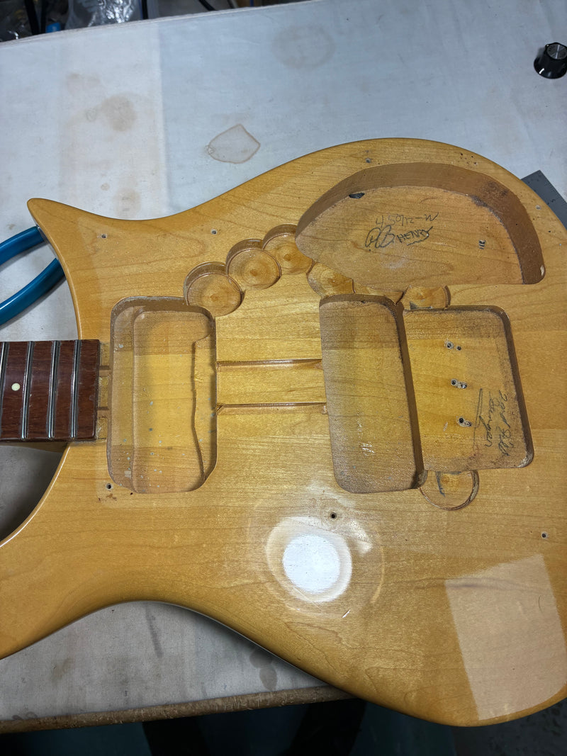 Rickenbacker 1974 450/12, Maple Glo