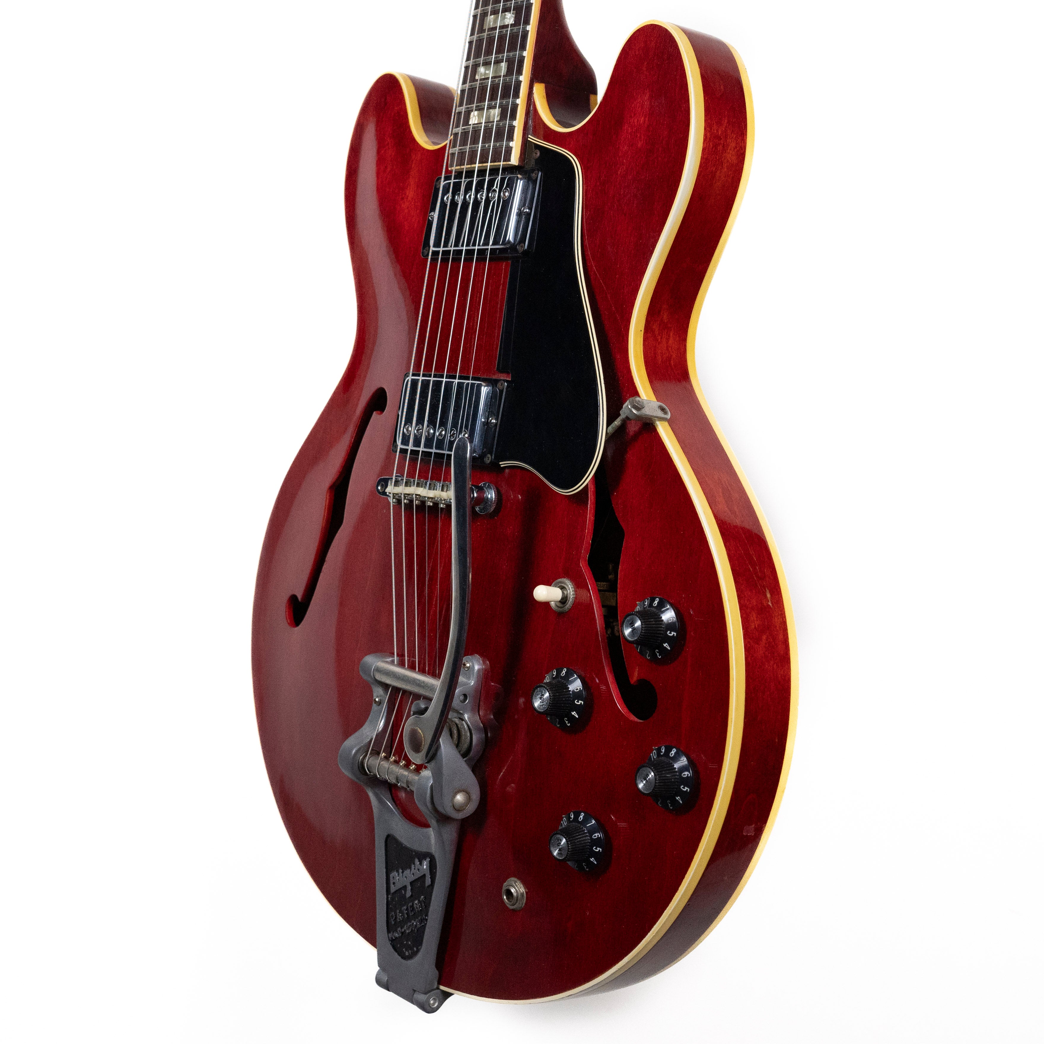 Gibson 1968 ES-335 Cherry, Factory Bigsby
