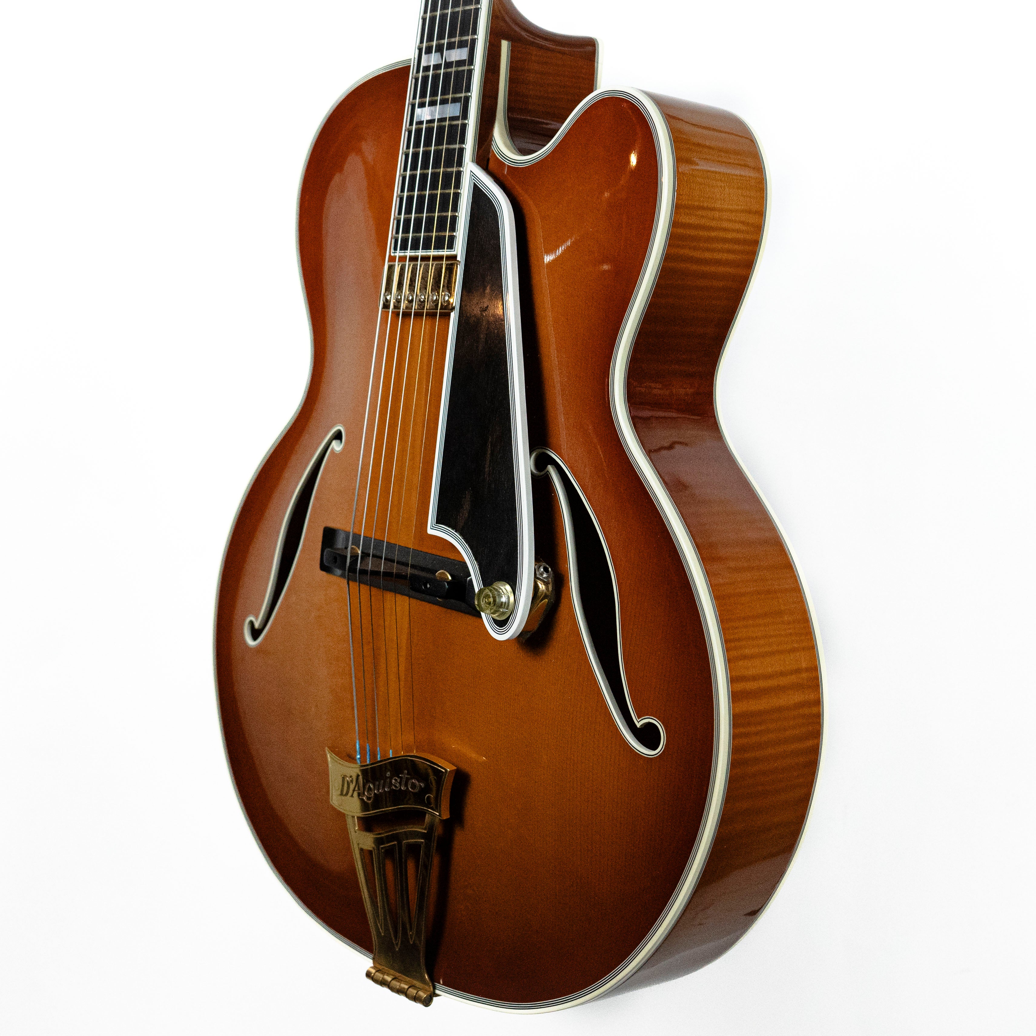 D'Aquisto 1971 New Yorker Special #1051, Amber Sunburst (Formerly owned by Johnny Smith)