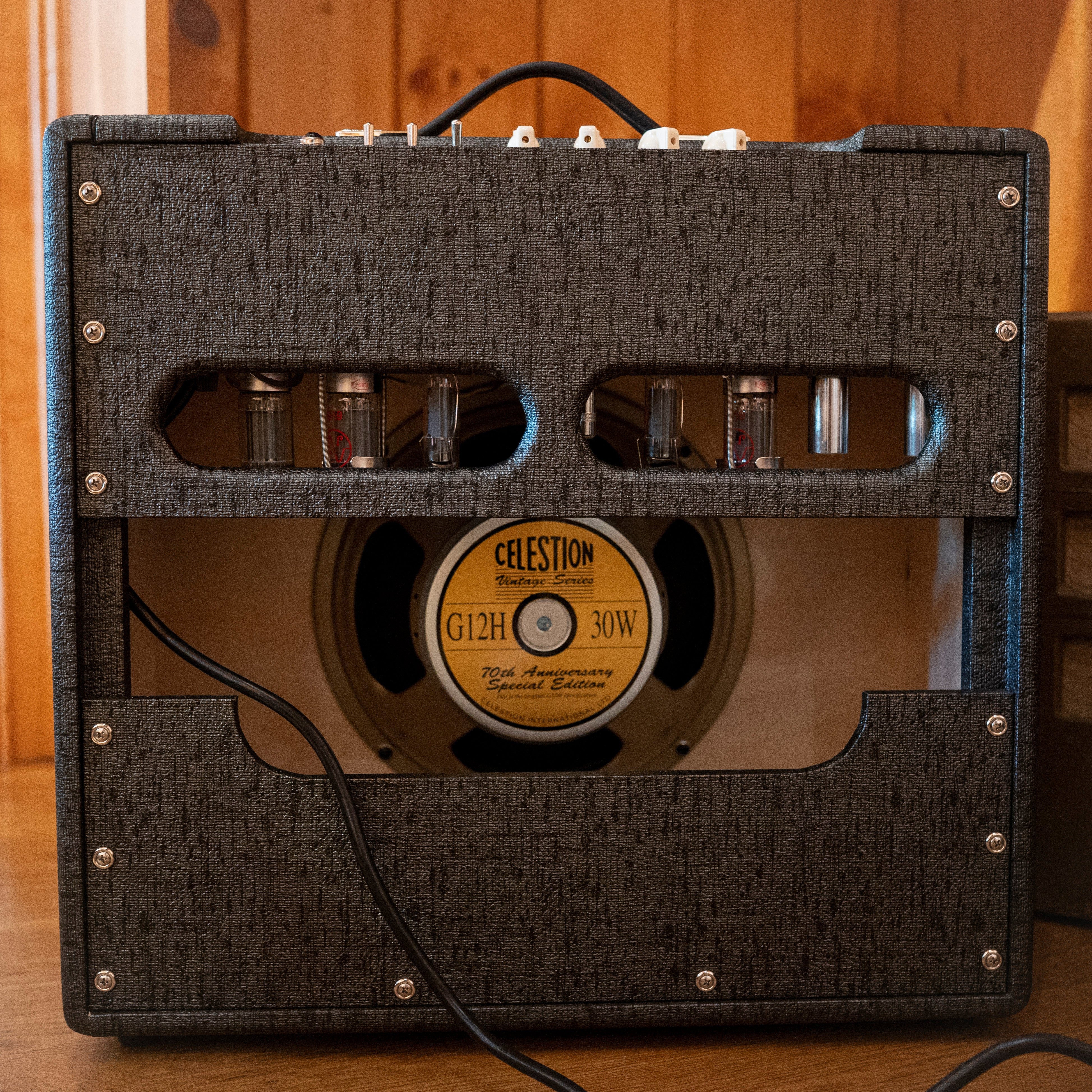 Divided by 13 CCC 9/15 W/G12H Combo Custom Amp