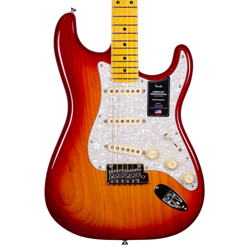 Fender American Professional Stratocaster, Aged Cherry Burst