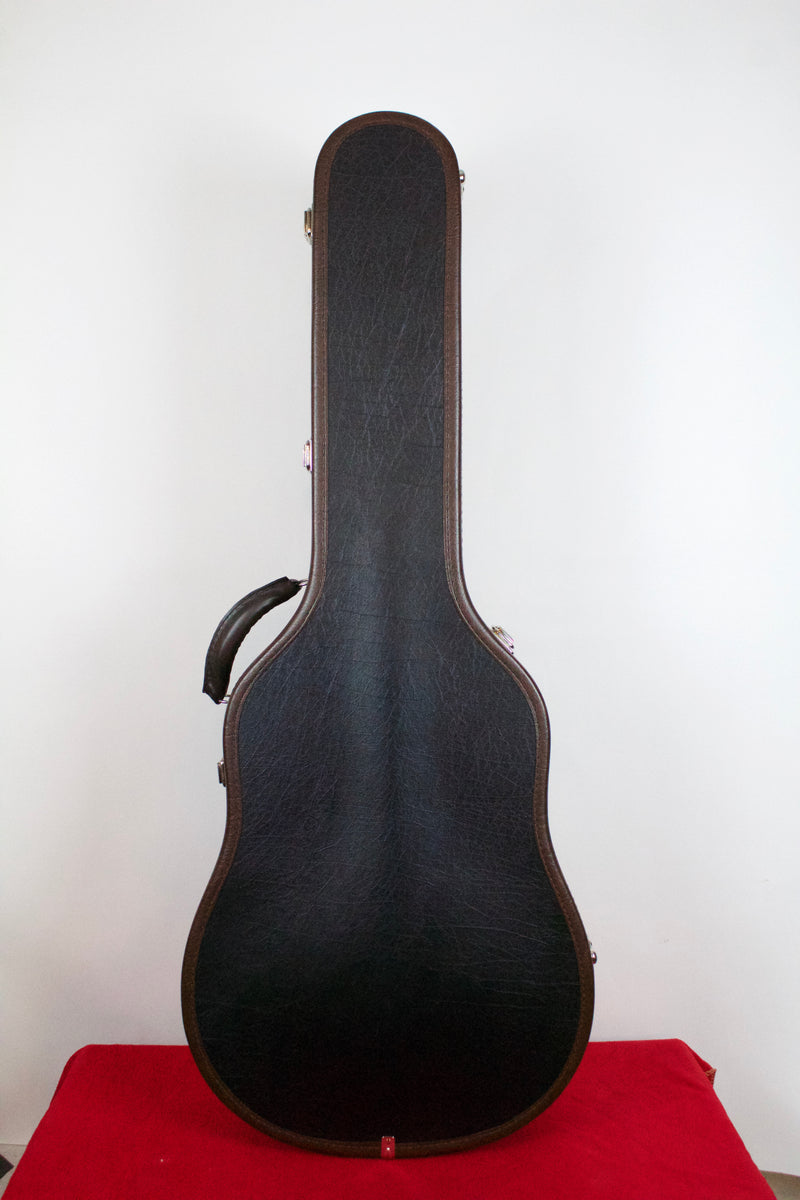 Santa Cruz OM Grand Walnut & Cedar, Koa binding