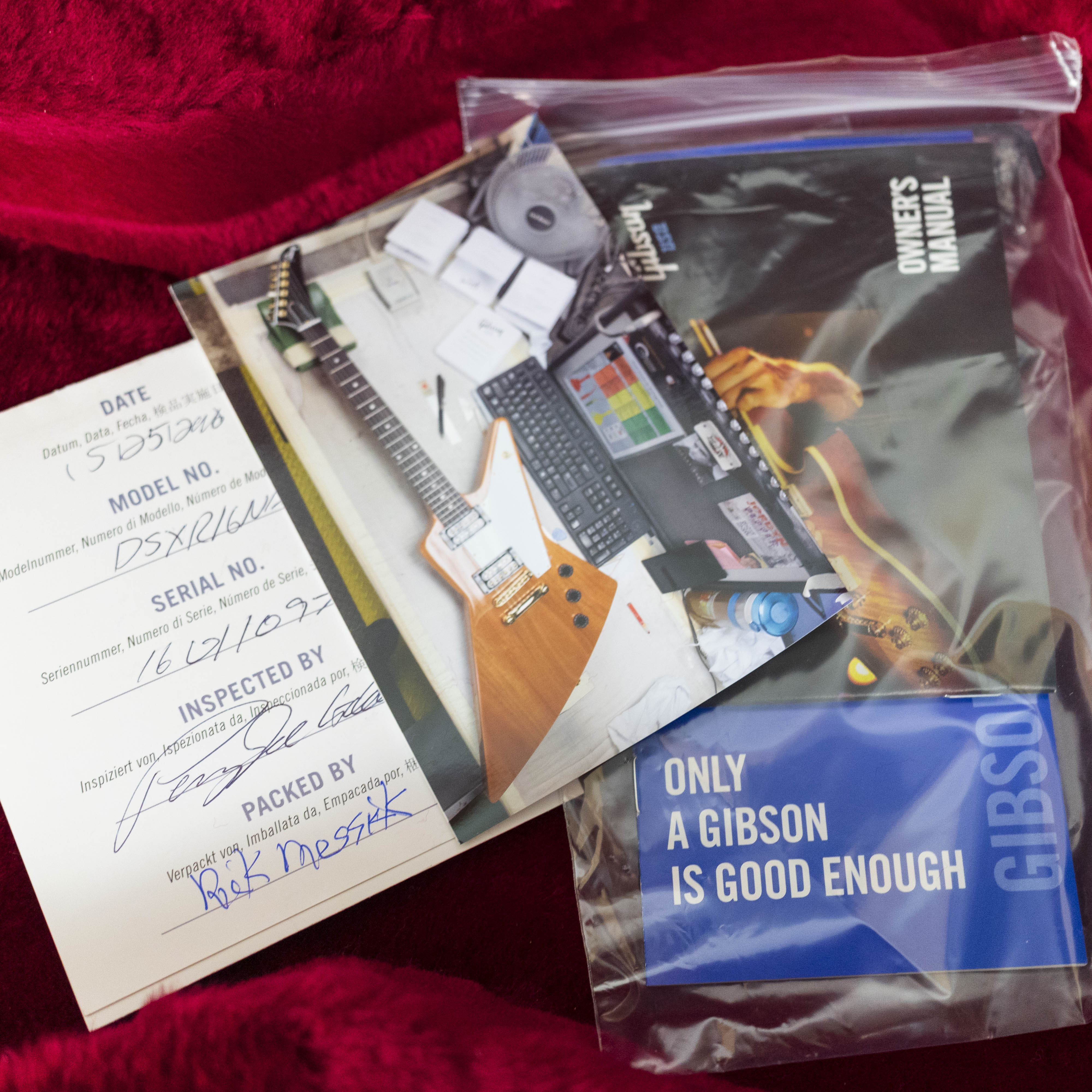 Gibson 2016 '76 Reissue Explorer, Natural