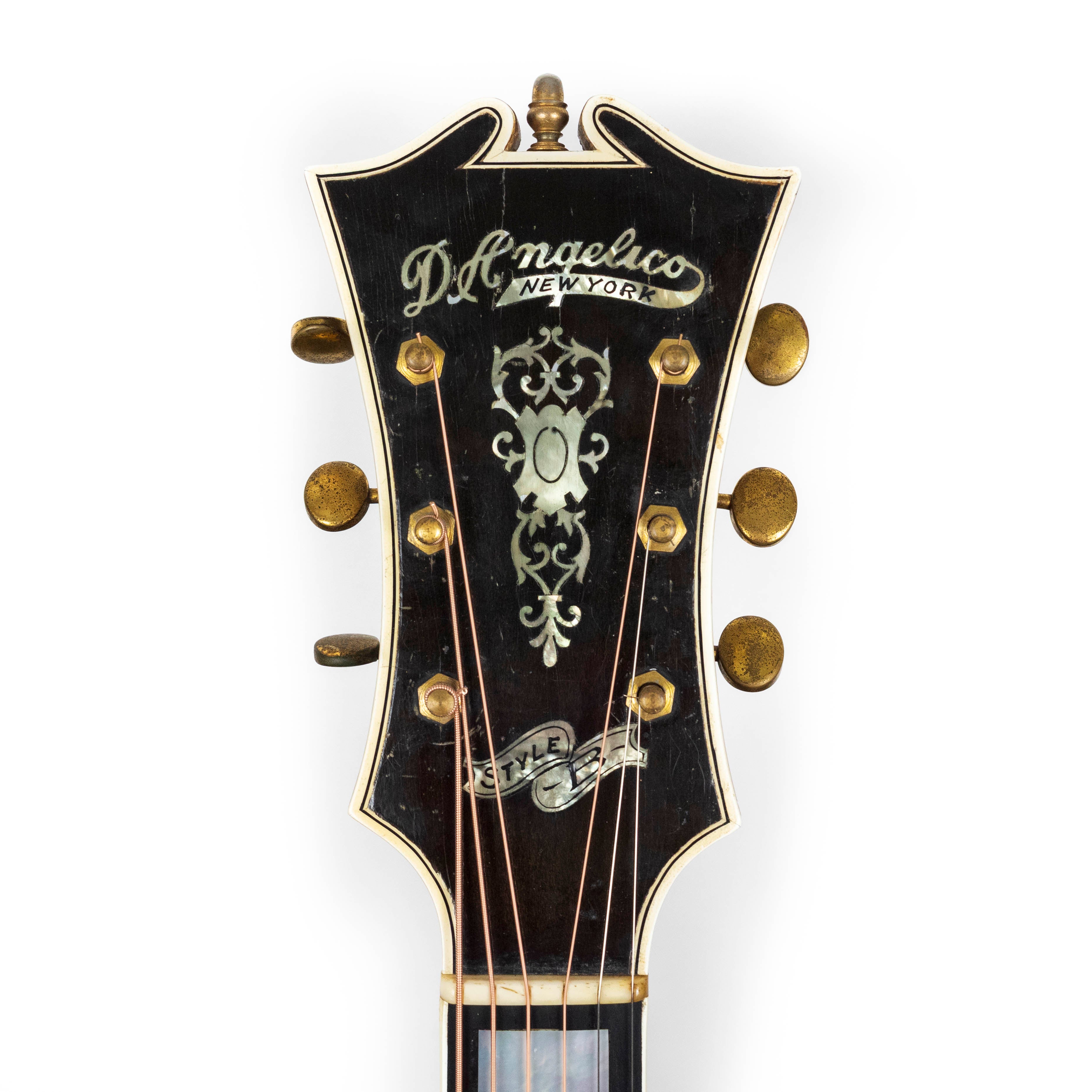 D'Angelico 1939 Style B Sunburst #1450