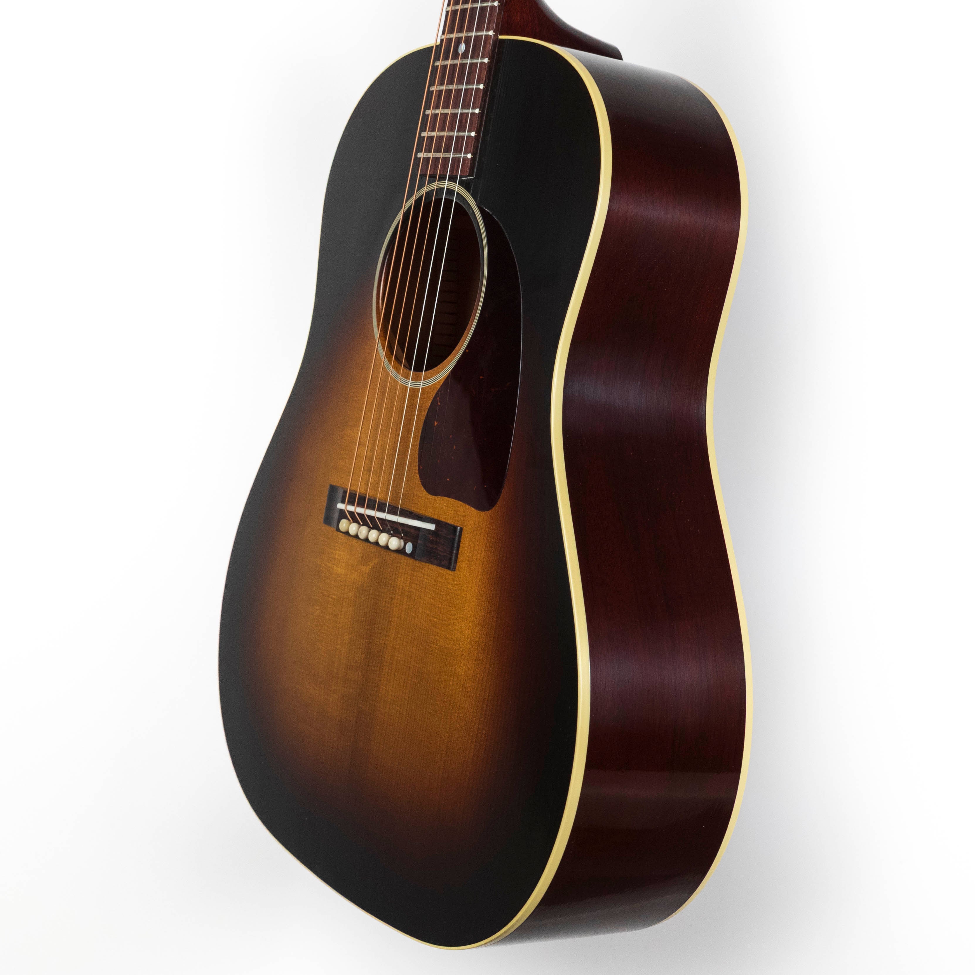 Gibson Custom 1942 Banner J-45 Vintage Sunburst