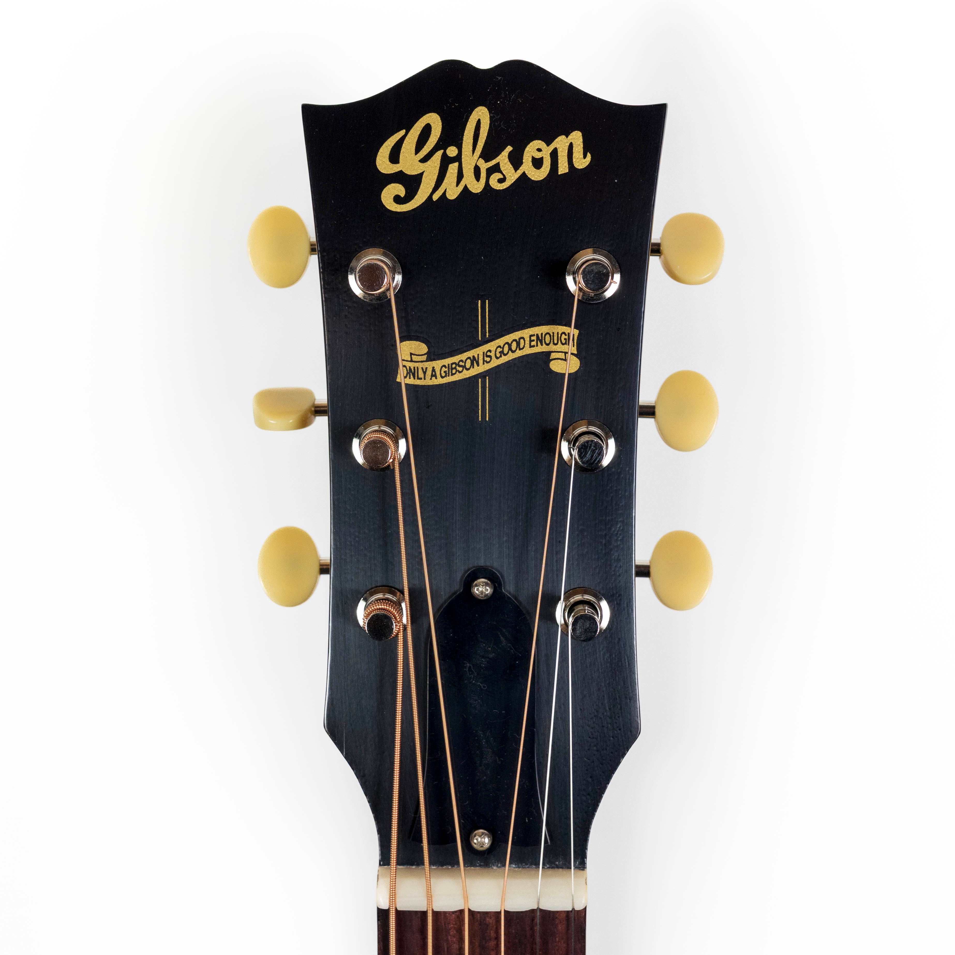 Gibson Custom 1942 Banner J-45 Vintage Sunburst