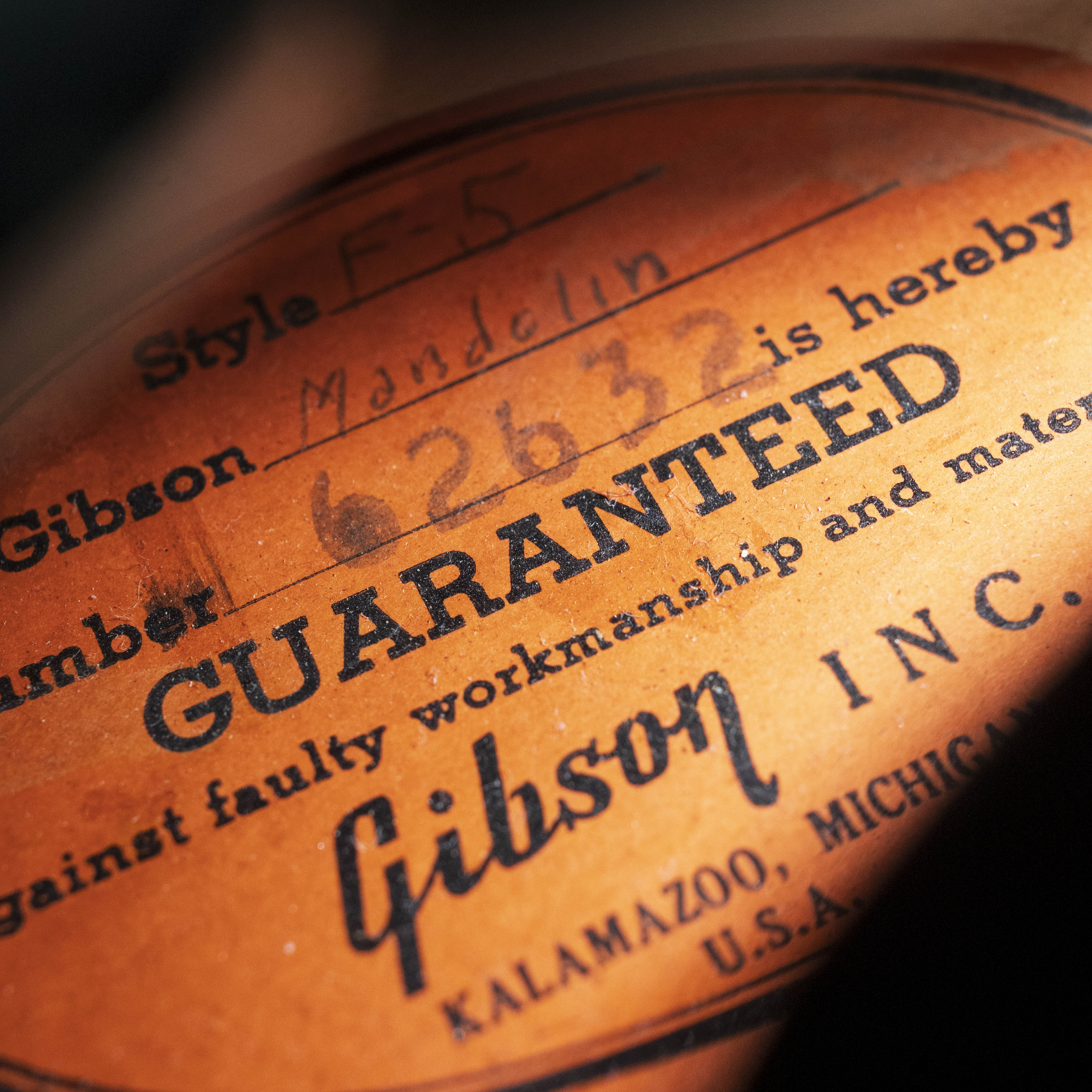 Gibson 1962 F-5, Refin Black