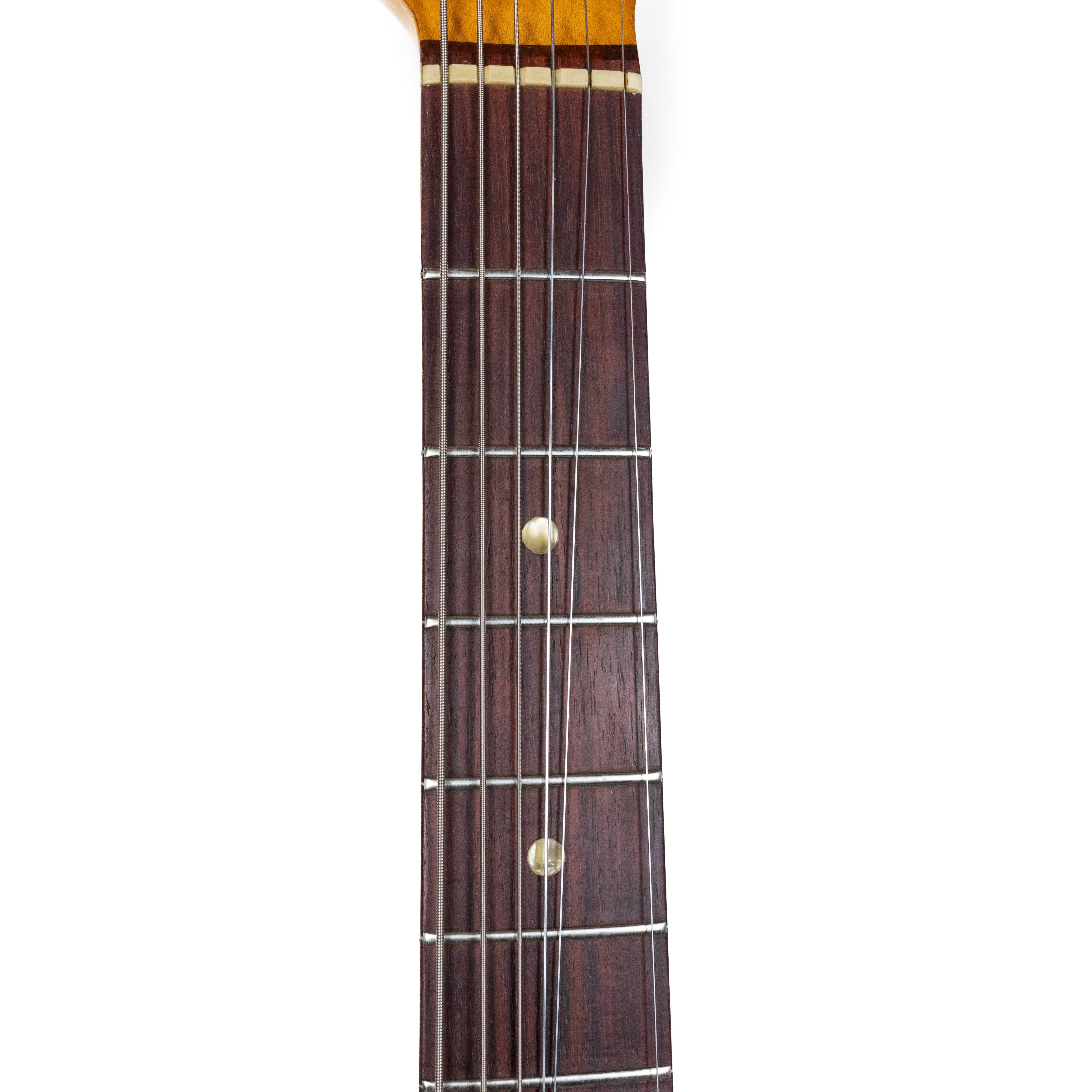 Fender 1977 Musicmaster, White — Rudy's Music