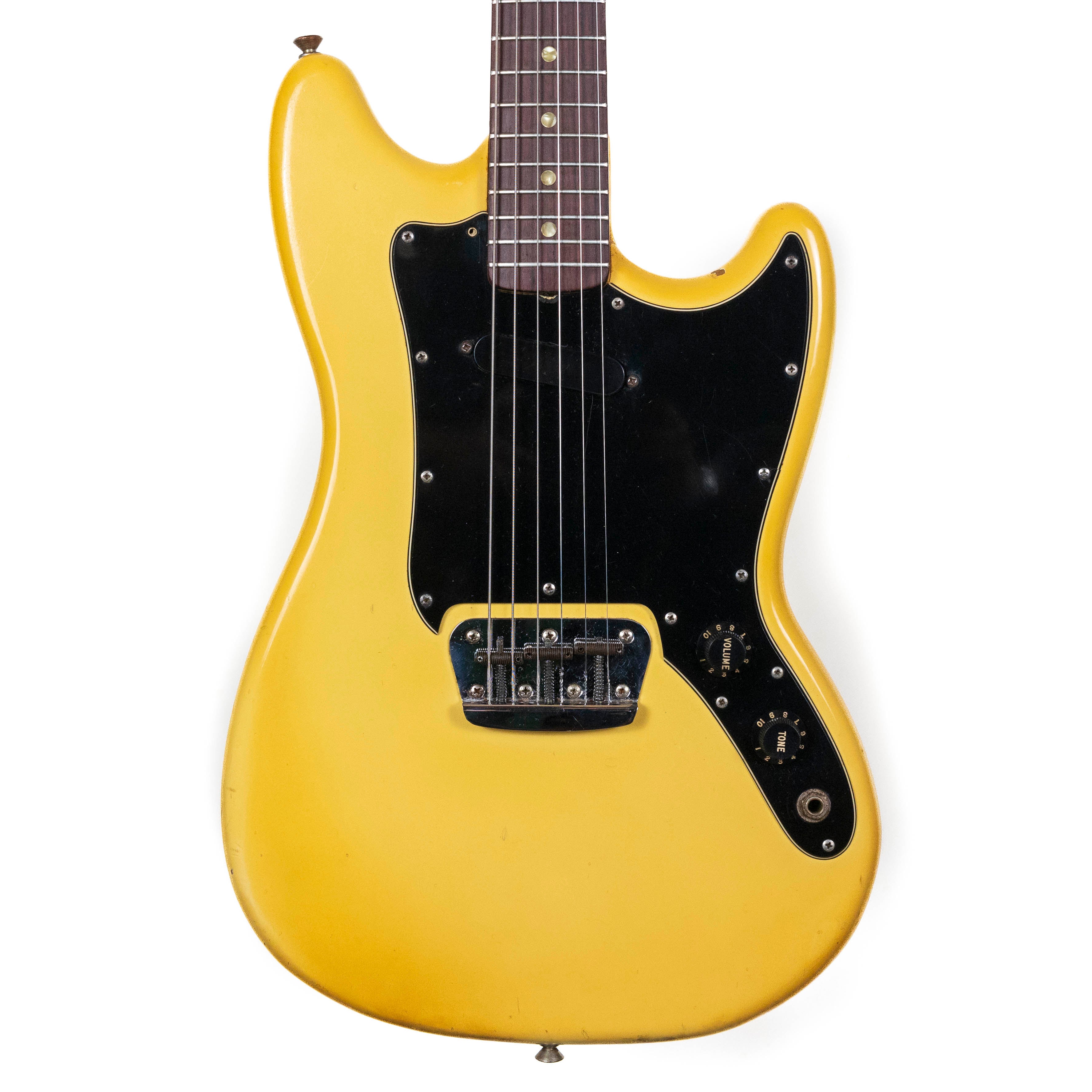 Fender 1977 Musicmaster, White — Rudy's Music