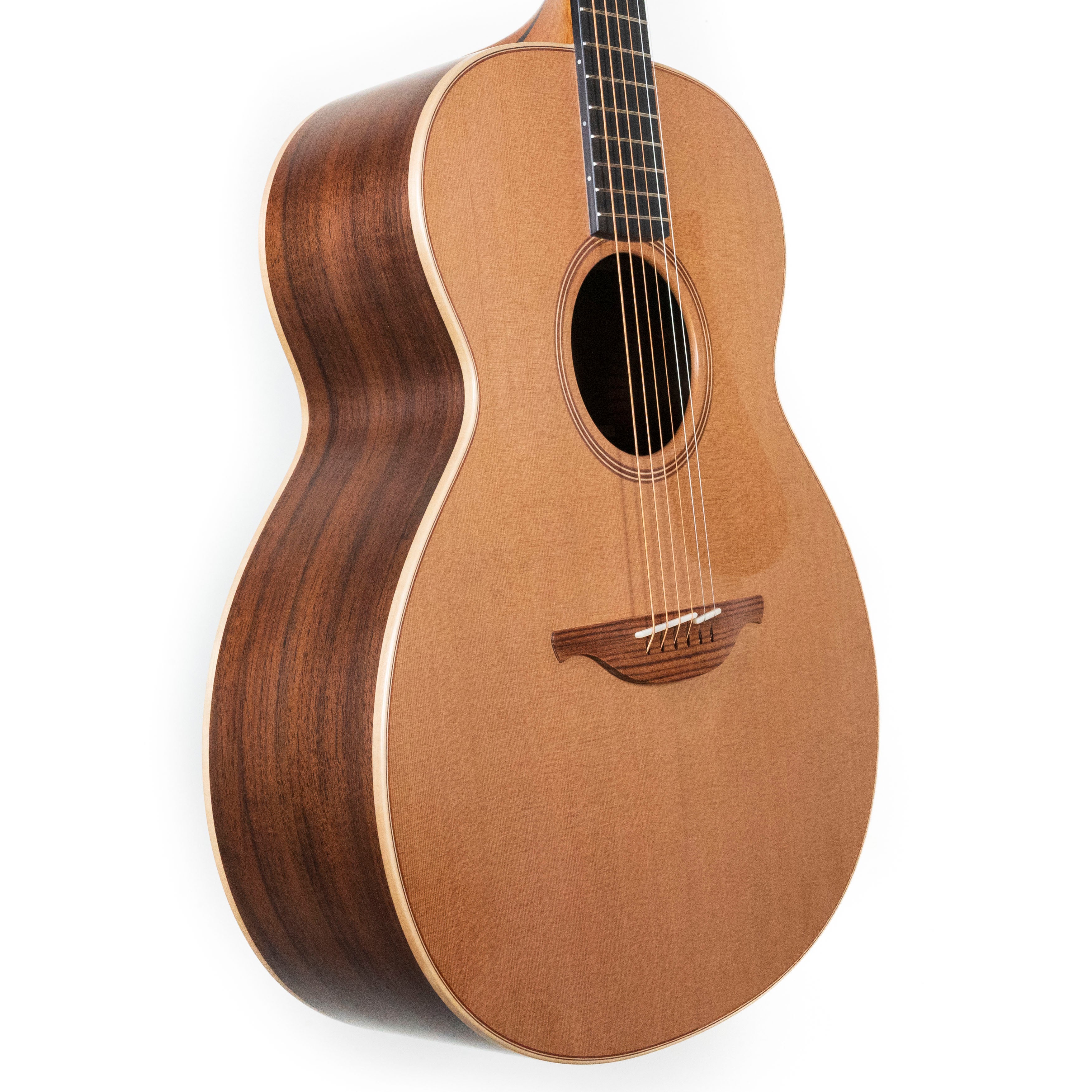 Lowden O-23 Walnut/Red Cedar — Rudy's Music