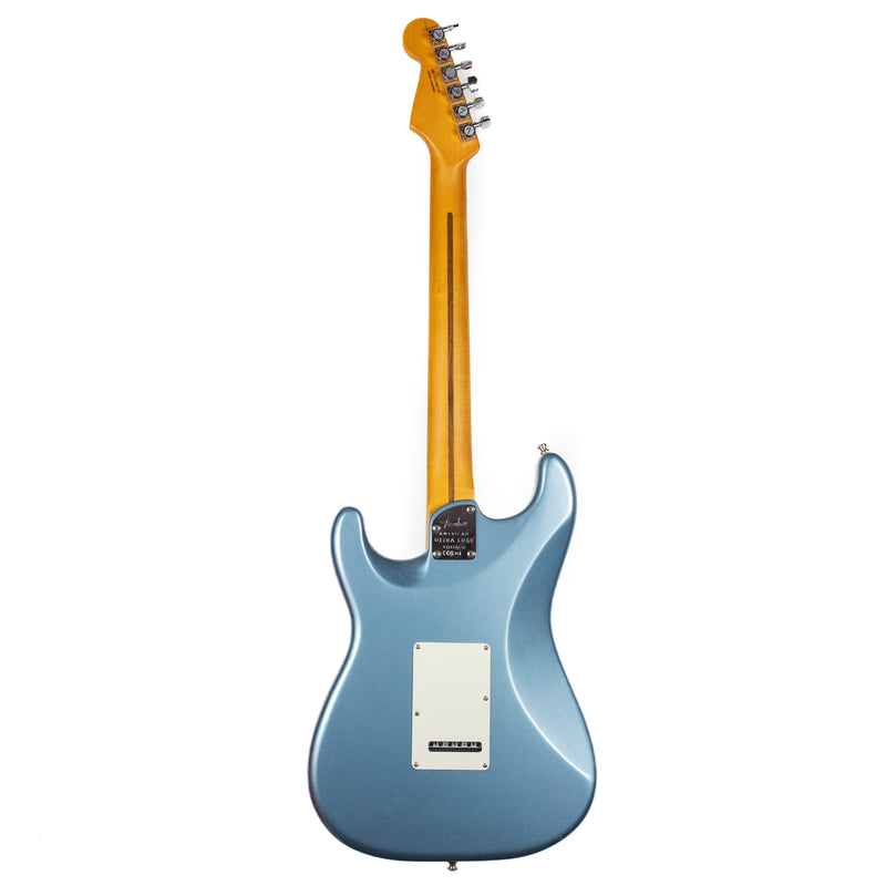 Fender American Ultra Luxe Vintage '60s Stratocaster, Ice Blue Metallic