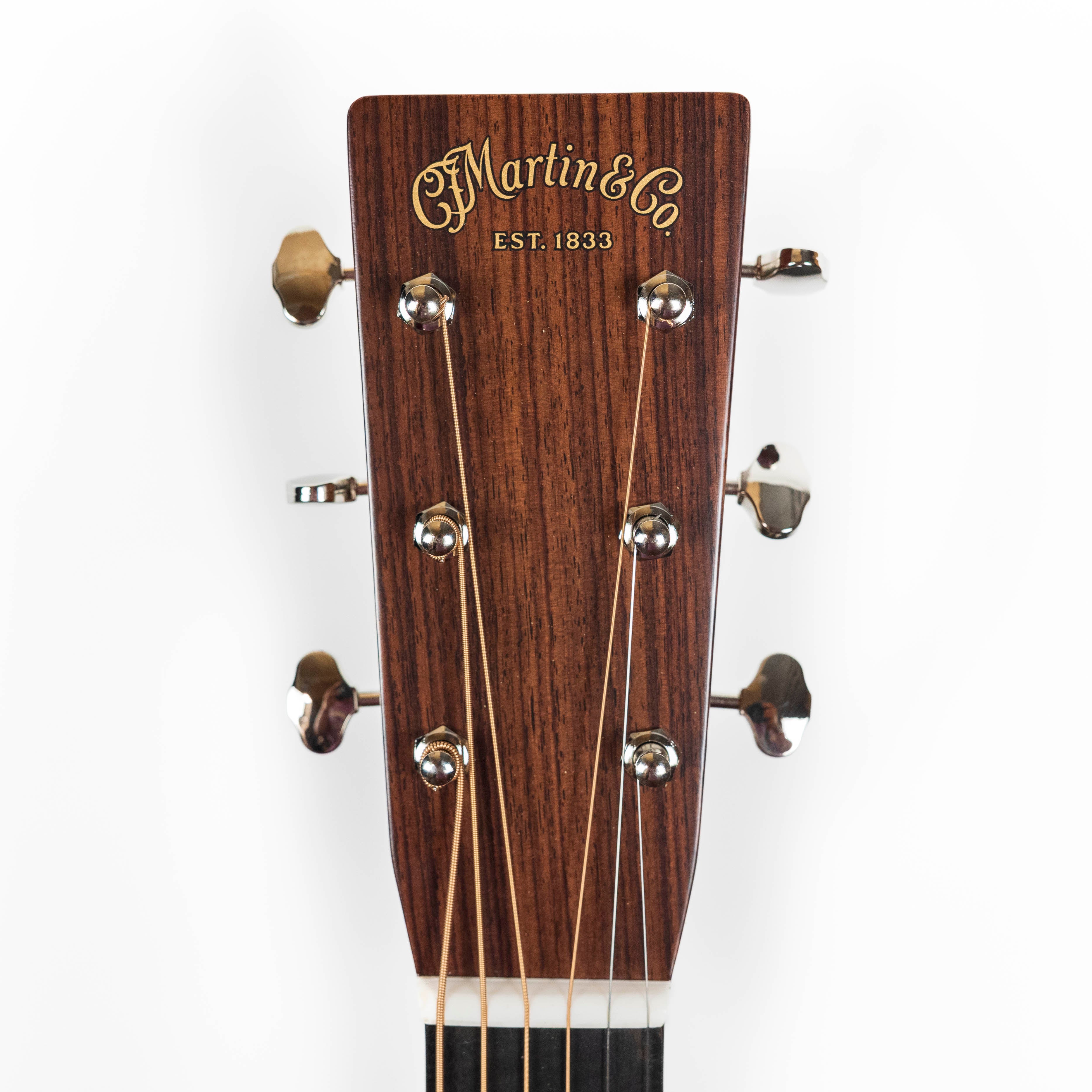 Martin HD-28 Ambertone *NEW 2025 SPECS*