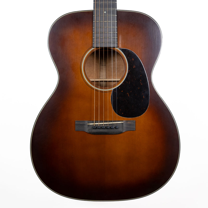 Martin Custom Shop 000-18 1937, Stage 1 Aging Ambertone