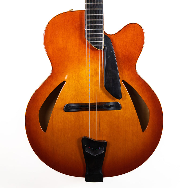 D'Aquisto 2002 Centura, Cherry Sunburst