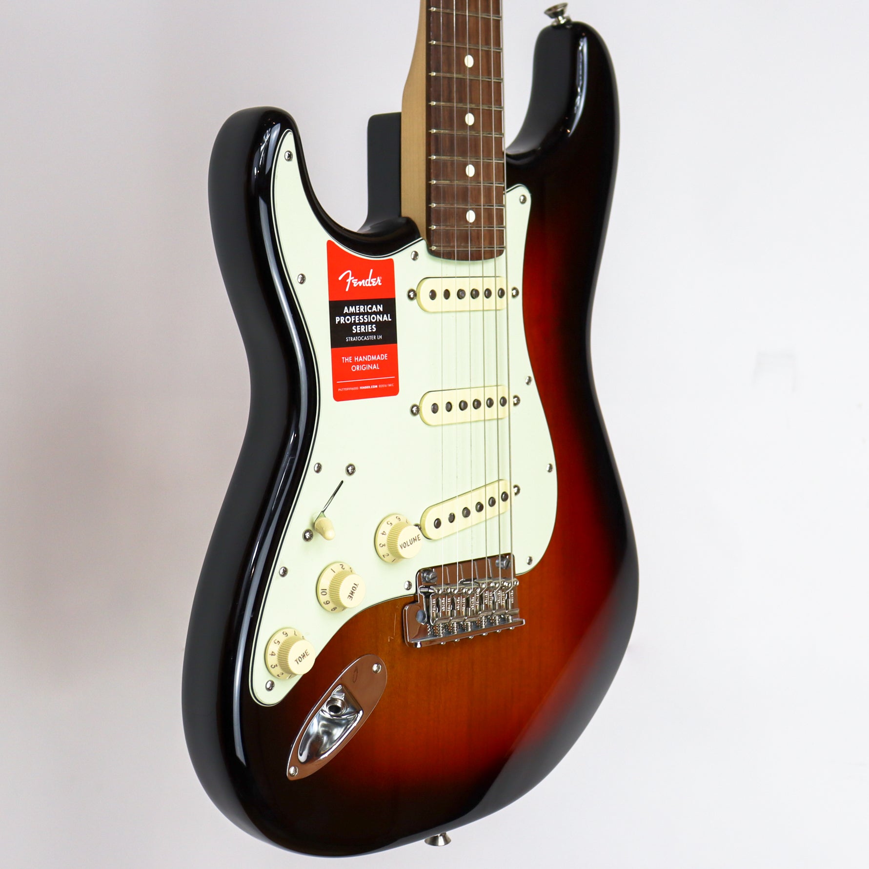 Fender American Professional Stratocaster Left-Handed 3 Tone Sunburst
