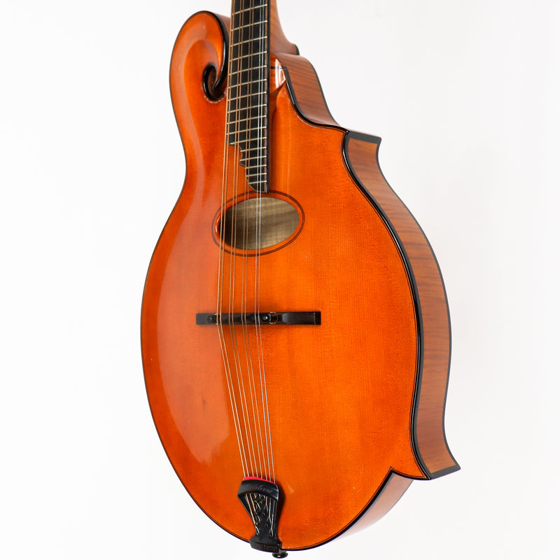 Monteleone 1992 Mandola Round Sound Hole, made for Elizabeth Taylor #159