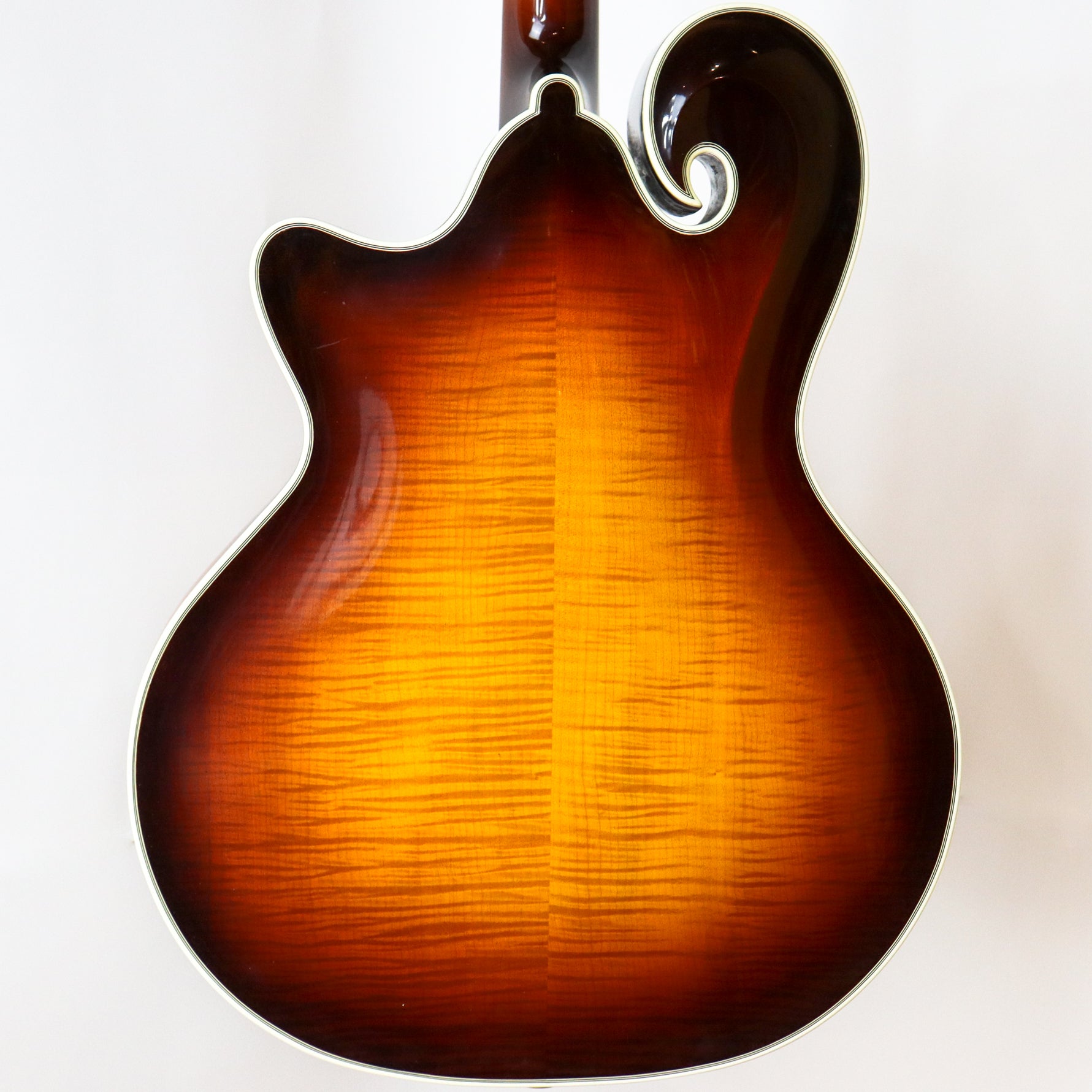 Monteleone 1994 Grand Artist #147 (First One Ever Built)