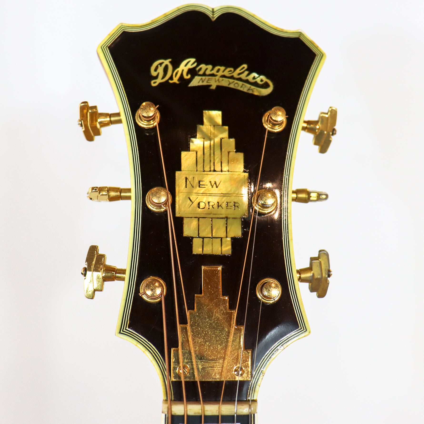 D'Angelico 1957 New Yorker Blonde 18