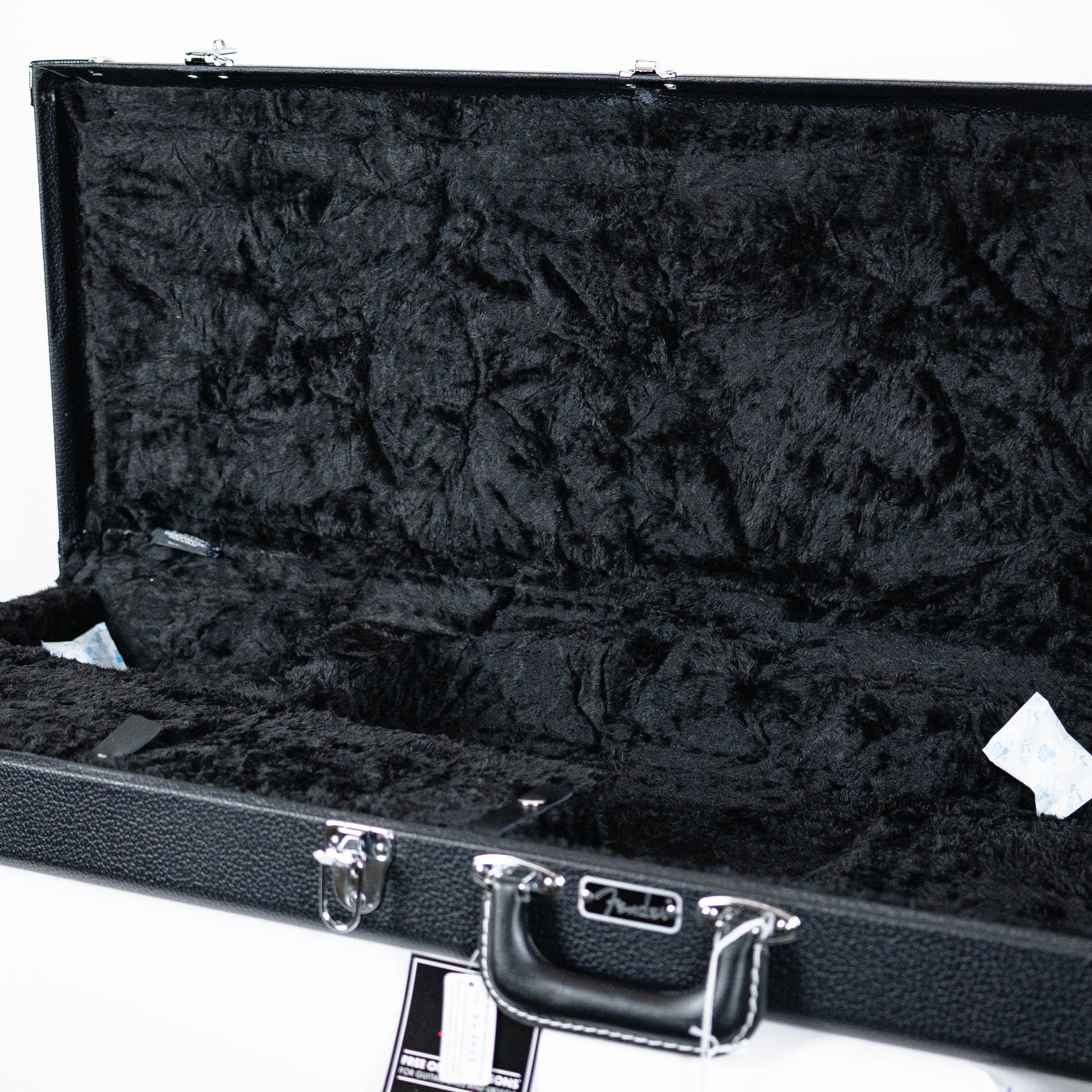 Fender Classic Series Case For Strat/Tele Black