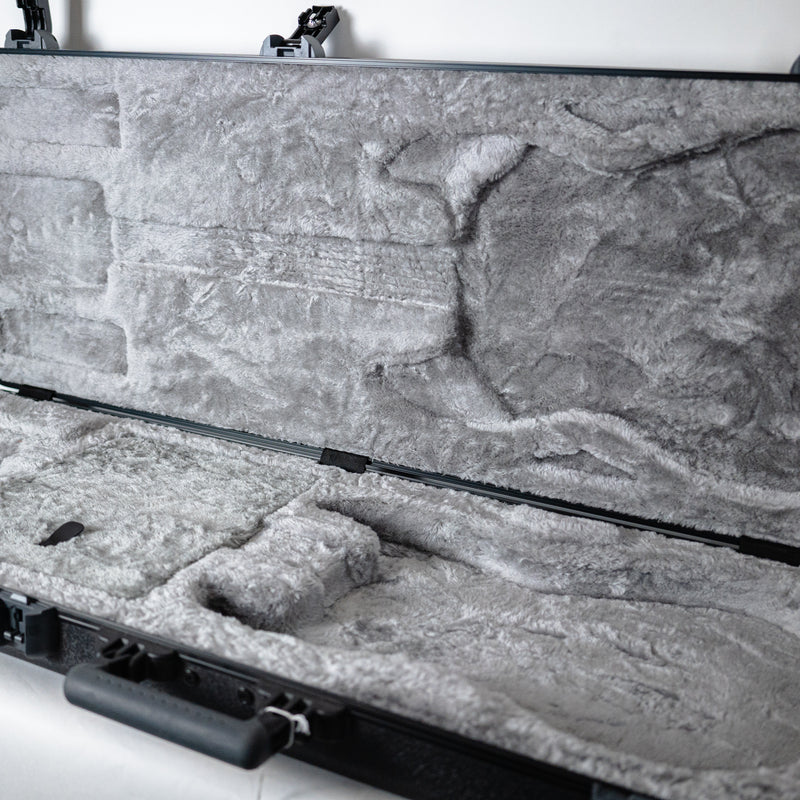 Fender Deluxe Molded Strat/Tele Case Black