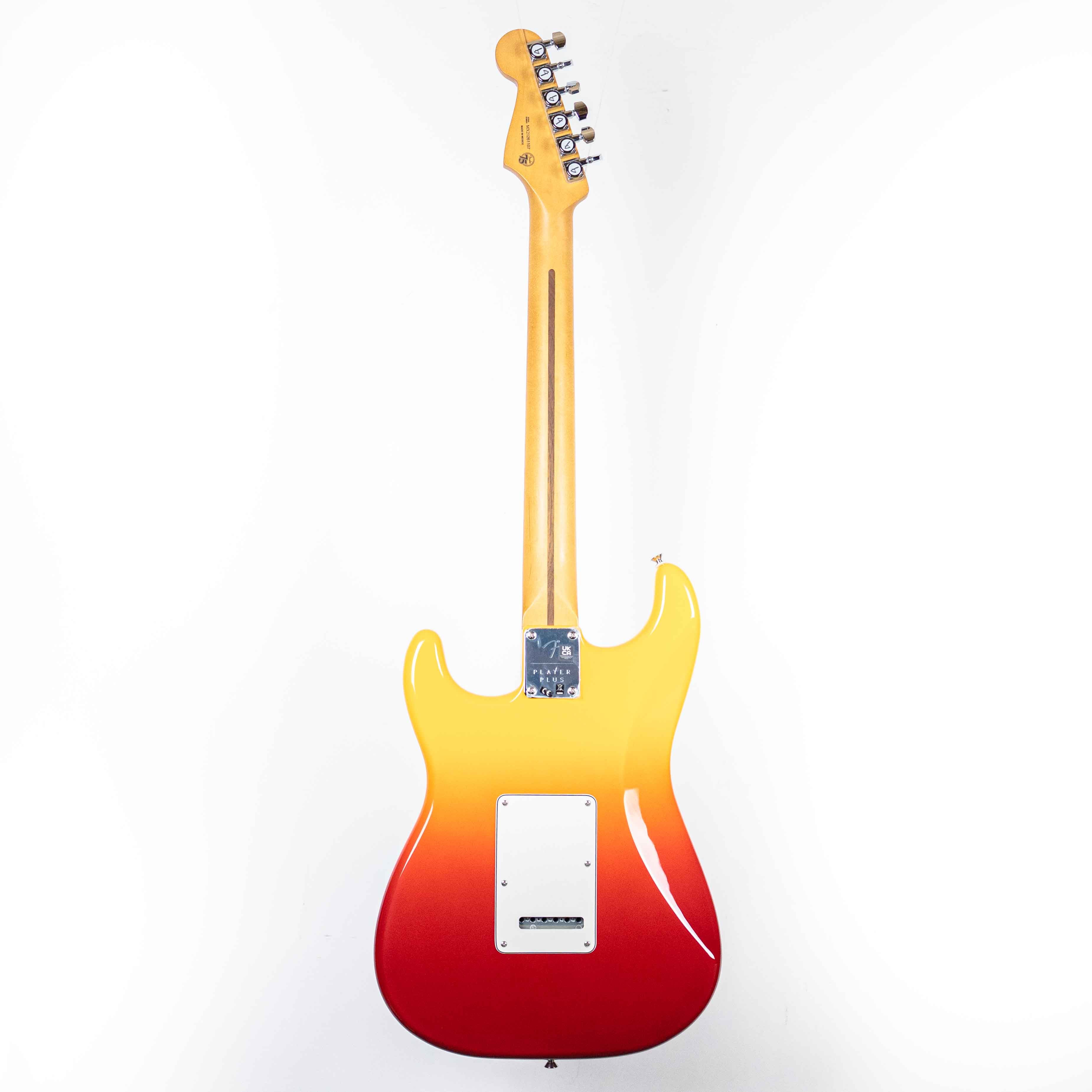 Fender Player Plus Stratocaster Tequila Sunrise, Maple Fingerboard