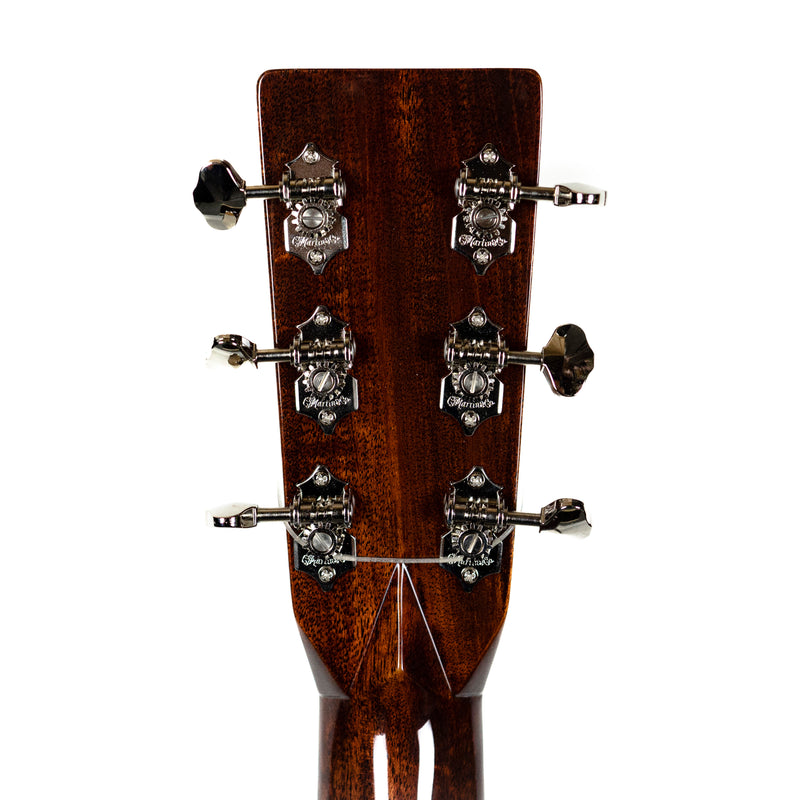 Martin 000-28EC Sunburst